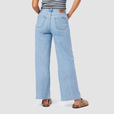 New - DENIZEN from Levi's Women's Vintage High-Rise Wide Leg Jeans - Saltwater Fade 4