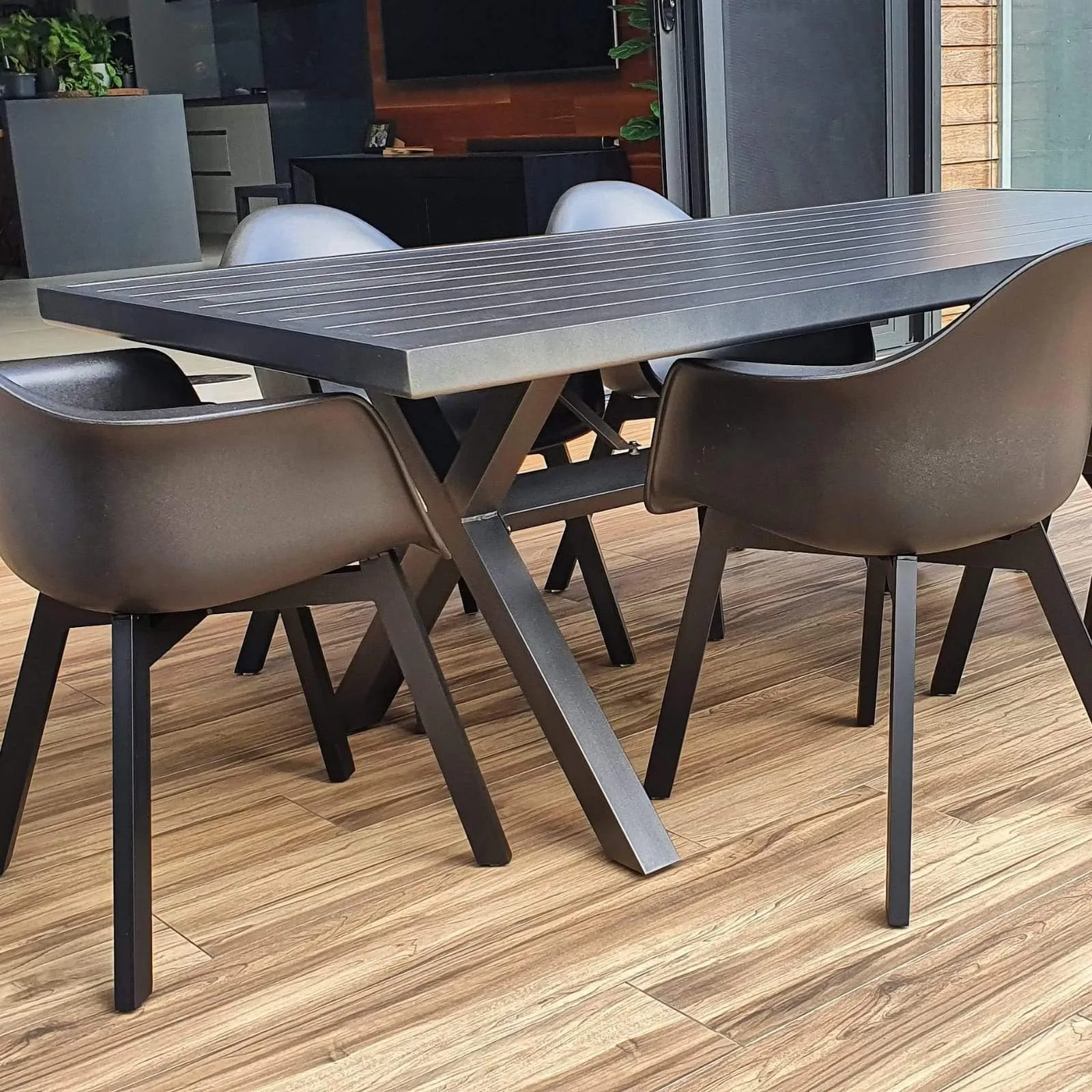 Noosa Aluminium Dining Table in Gunmetal