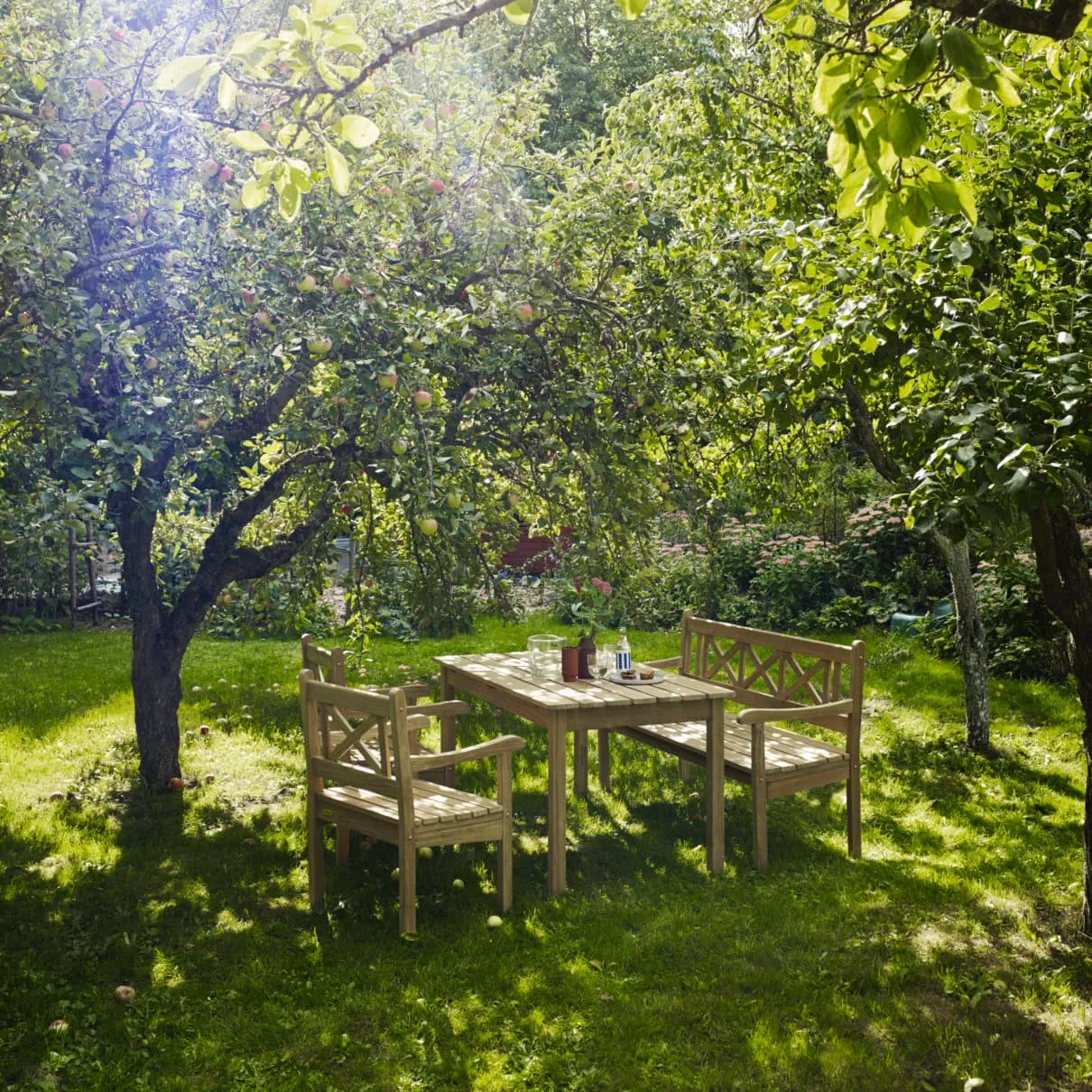 Skagen Table